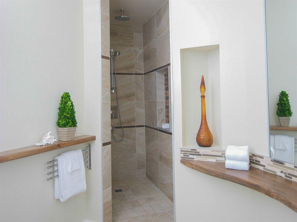 Auberge Nuits De St-Georges Бромон Экстерьер фото